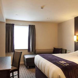 Premier Inn Macclesfield North